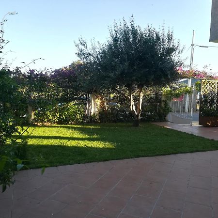 Tirso B&B Tortolì Екстериор снимка