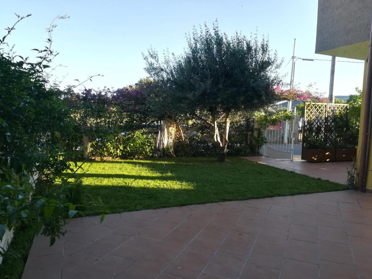Tirso B&B Tortolì Екстериор снимка